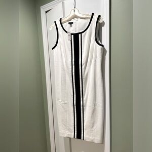 Talbots size 10. White and black shift dress.